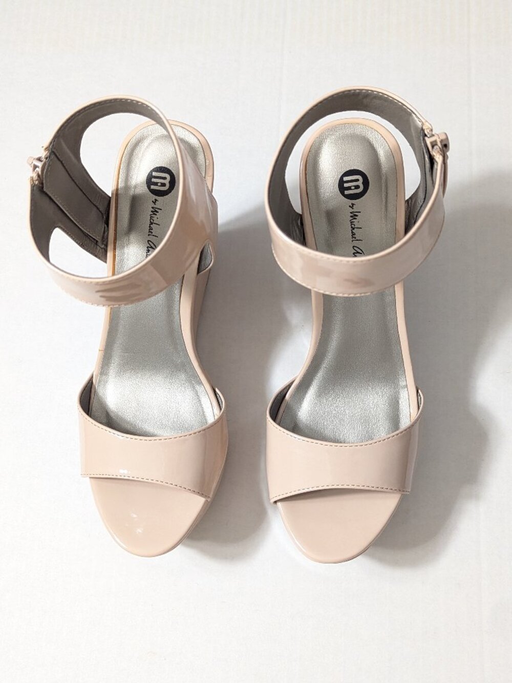 New Michael Antonio Nude Patent Amus Wedges Size 7.5 - Picture 4 of 8